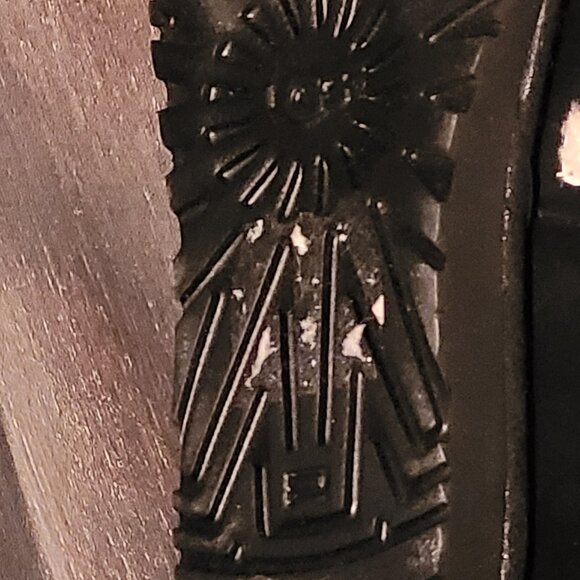 UGG Black / Cream Slides Slippers US7 - Picture 7 of 8